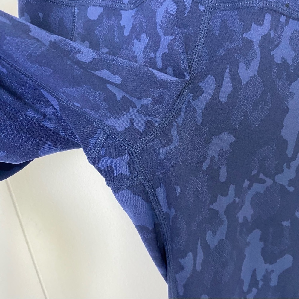 Alexo Athletica Face Forward Concealed Carry Blue Camo Navy Leggings Womens Sz S - Picture 7 of 16